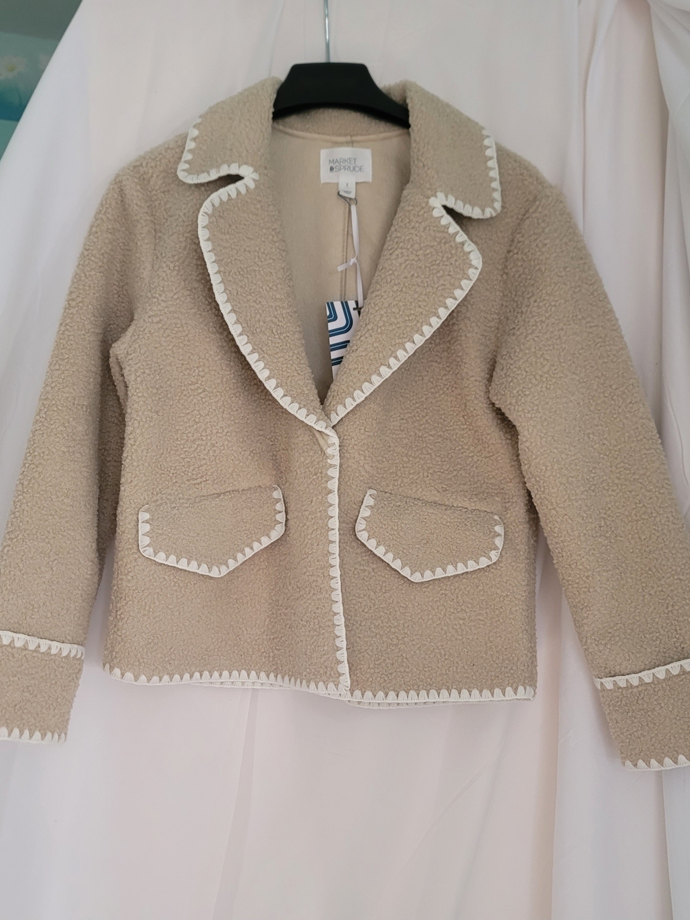 Market & Spruce Women's S Beige Teddy Jacket with White Trim